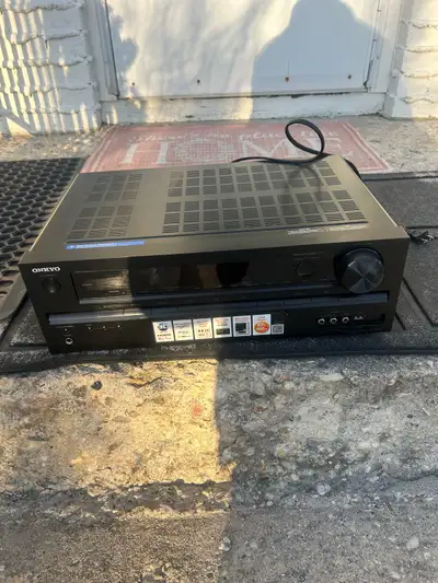 Onkyo Receiver HT-R391, View more