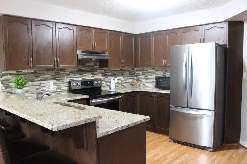 4 bedroom/3.5 bathroom, full basement Waterloo Eastbridge house 5