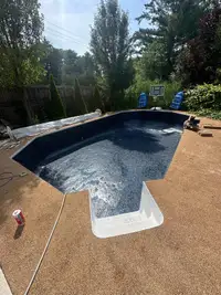 Pool Liner Instal 