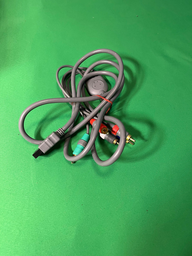 Nintendo Wii accessories- sensor bar and AV cables in Toys & Games in City of Toronto - Image 4