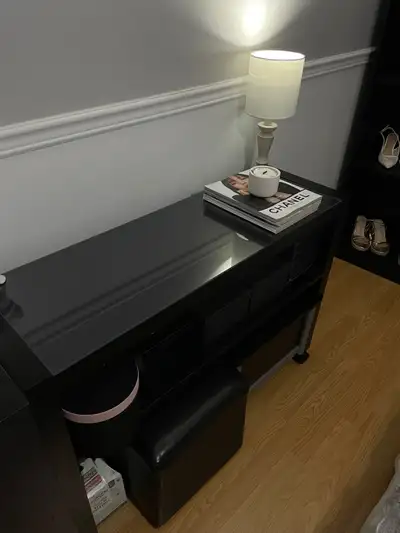 Black desk, View more