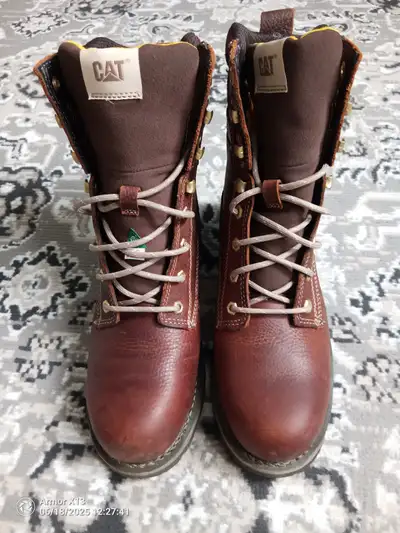 WOMENS CATERPILLAR SAFETY BOOTS., View more