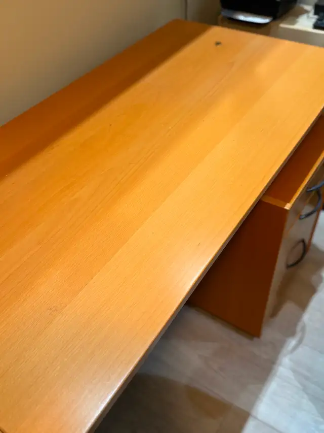 Ikea L-shaped wood desk and office chair in Desks in Ottawa - Image 5