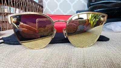 Cartier ladies sunglasses Gold, View more