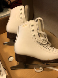 Girls Figure Skates