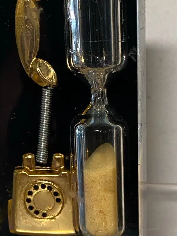Vintage AT&T Phone Timer Hourglass in Arts & Collectibles in Vancouver - Image 3