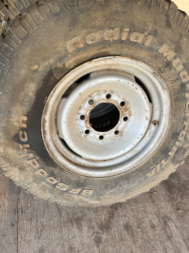 Chev one ton 8 bolts rims (free)  in Tires & Rims in Kamloops