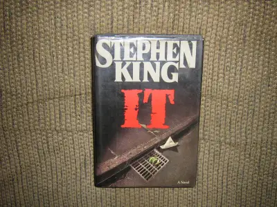 STEPHEN KING IT HARDCOVER BOOK, View more