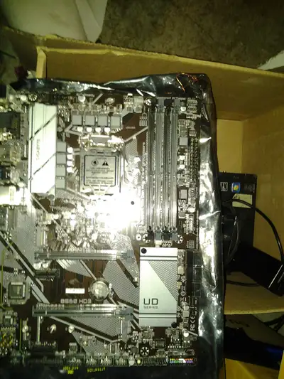 Gigabyte GIGABYTE B560 HD3 Intel B560 1200 LGA ATX M.2 Desktop M, View more