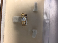 Diamond Engagement Ring and Diamond Wedding Band - 18 K Gold