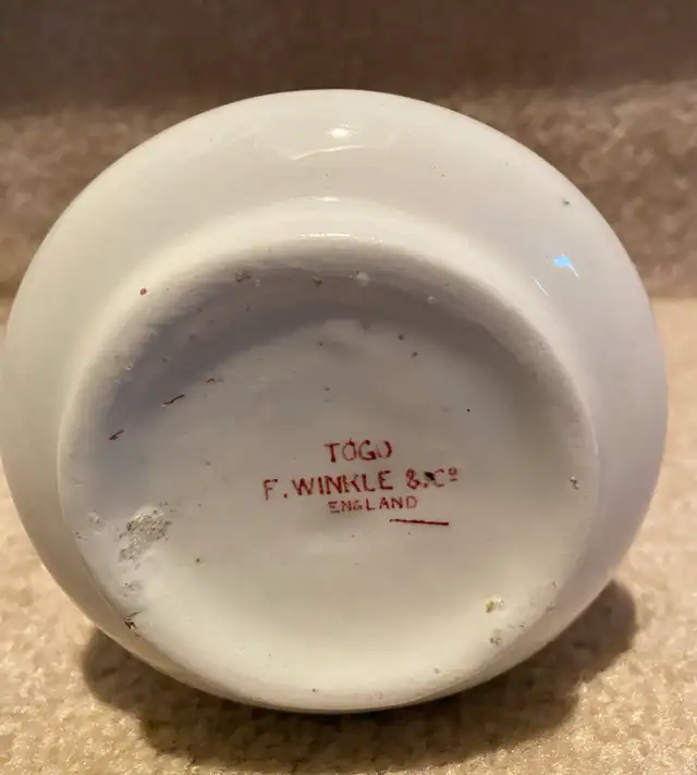 Antique vase - TOGO red floral pottery in Arts & Collectibles in Edmonton - Image 3