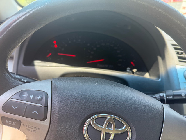 Toyota Camry  in Cars & Trucks in Oshawa / Durham Region - Image 4