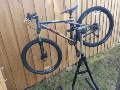 Kanata Bicycle Repairs and Tune-ups!, View more