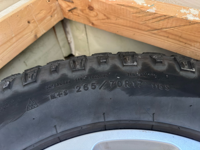 Toyota 4runner 17 inch alloys  in Other in Mississauga / Peel Region - Image 2