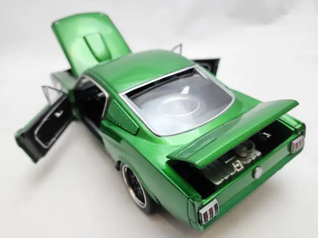 1965 Shelby GT350R Green Hornet Ford Mustang 1:18 Diecast ACME in Arts & Collectibles in Kawartha Lakes - Image 7