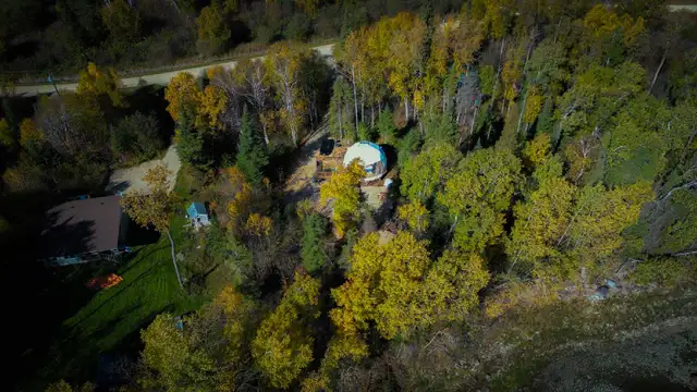 Dome and Spa on the Lake in Manitoba in Canada - Image 8