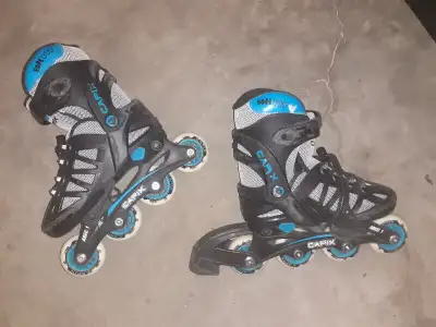 roller blades: -- -- kids adjustable roller blades , size J13-J3 -- $20 -- size 7 or 8 for youth --...