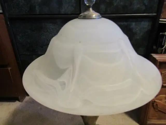 Table Lamp with Frosted Glass Shade in Indoor Lighting & Fans in City of Toronto - Image 3