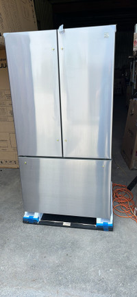 Kenmore 73025 26.1 cubic foot refrigerator stainless steel