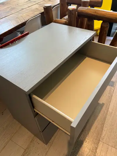 IKEA Malm 3-Drawer Dresser - Excellent, View more