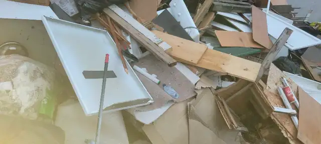 Junk and Garbage removal63005663277443121