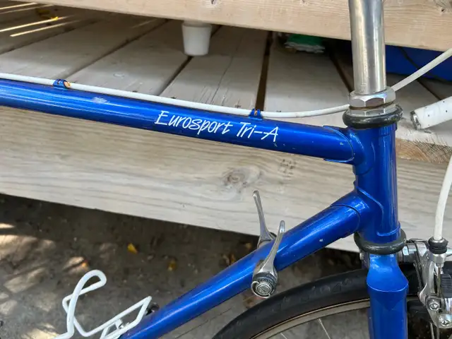 Road Bike in Road in Cambridge - Image 4