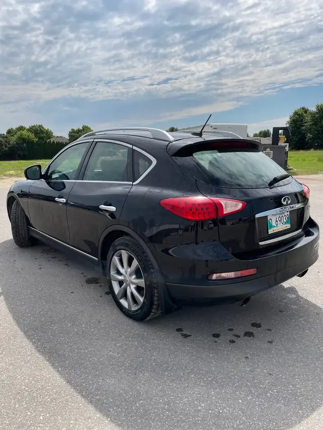 2013 Infiniti EX37 *Safetied*
