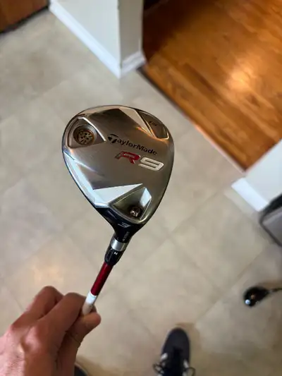 Taylormade R9 3 wood and Rescue. Stiff, RH, View more
