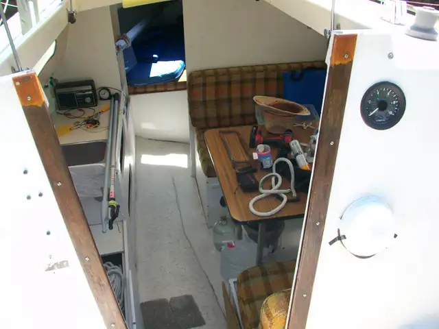 23 Grampian Sailboat in Other in Norfolk County - Image 8