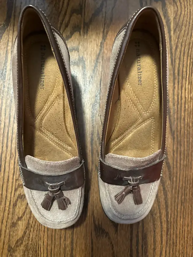 ladies shoes size 8 in Women's - Shoes in Hamilton - Image 2