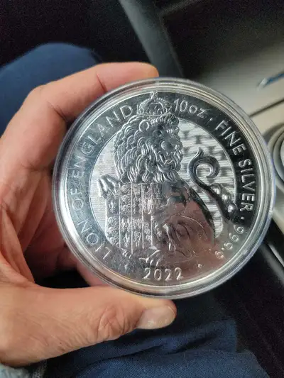 10 oz Pure Silver Lion of England Coin, with Capsule, View more