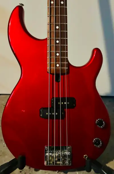 Basse Yamaha 1988 BB300, View more