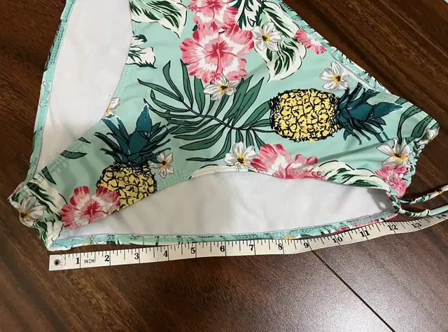 Shein women’s 1X bikini – floral mint, molded cups in Women's - Other in Oshawa / Durham Region - Image 8