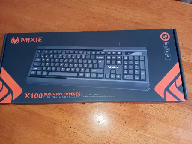 USB interface keyboard in Mice, Keyboards & Webcams in Calgary - Image 3