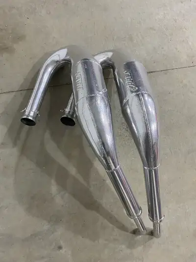 AAEN twin pipes for summit 670 Fresh ceramic coat Was going to use for a project but going another r...