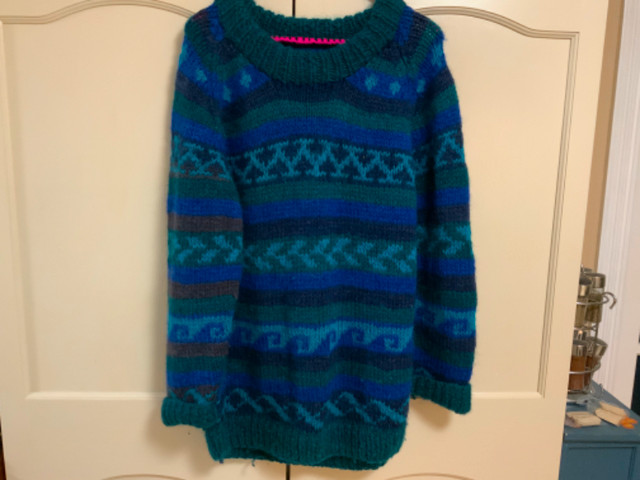 PULLOVER, KNIT by HAND, wool retro, SZ Large ladies in Hobbies & Crafts in Kitchener / Waterloo