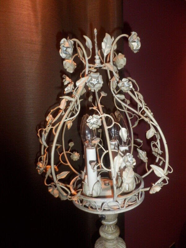 Lampe sur pied en fonte de style florentin dans Autre  à Longueuil/Rive Sud