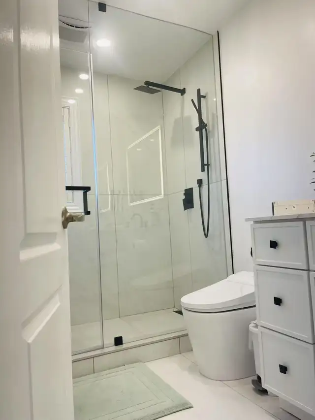Bathroom Renovation Summer Sale! in Renovations, General Contracting & Handyman in Markham / York Region - Image 9