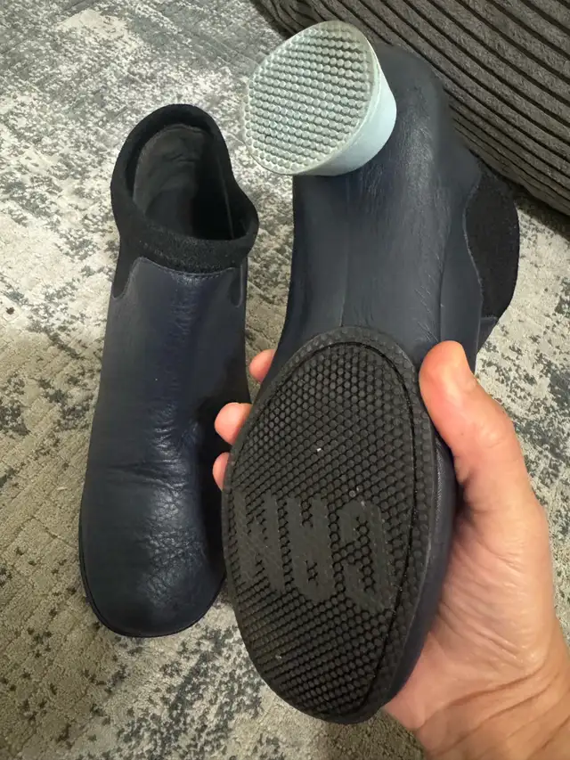 Camper Shoes Size 6.5 in Men's Shoes in City of Toronto - Image 5