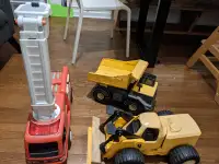 Camions jouet / toy trucks