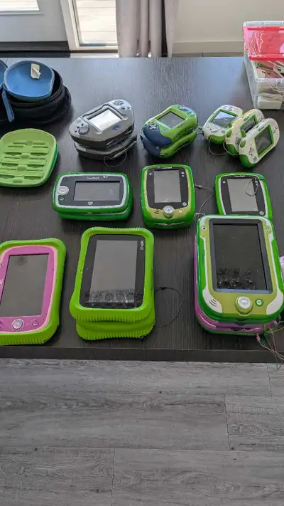 1 ultimate, 3 x Epic, 5 x Ultra, 2 x Leappad3, 2 x Leappad2, 1 x Leappad, 3 x Leapster, 2 x Leapster...