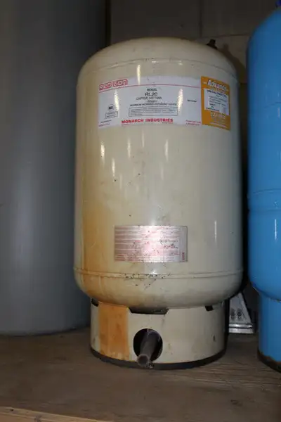 Well pressure tanks, View more