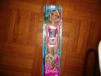 Barbies and barbie extra-barbie chelsea