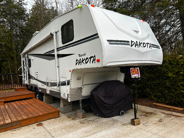 Terry Dakota 5th Wheel in Travel Trailers & Campers in Owen Sound