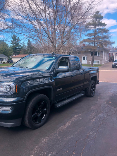 2017 GMC Sierra Elevation