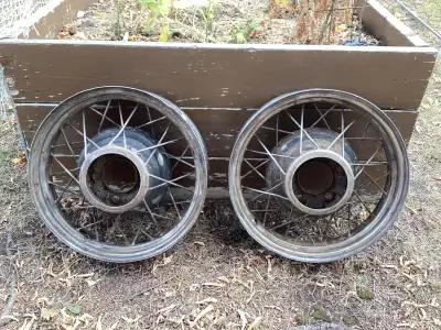 2 x 18” 32 wire wheels 100ea 3 x 17” 33-34 wire wheels 100ea ( cannot upload pics) Good condition 2...