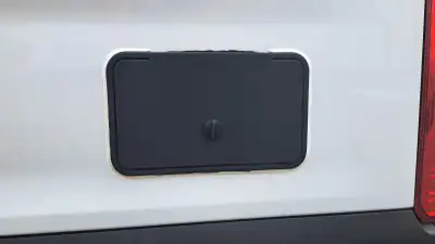 Porte pour les services d'eau, neuve dans son emballage. Jamais installée. erreur de commande. 50$