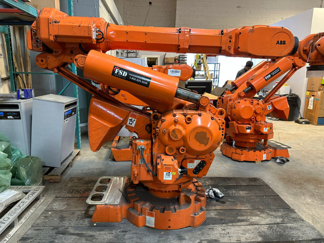 ABB IRB6400R/2.8-200 M2000 6-Axis Industrial Robot in Other Business & Industrial in Oshawa / Durham Region - Image 4