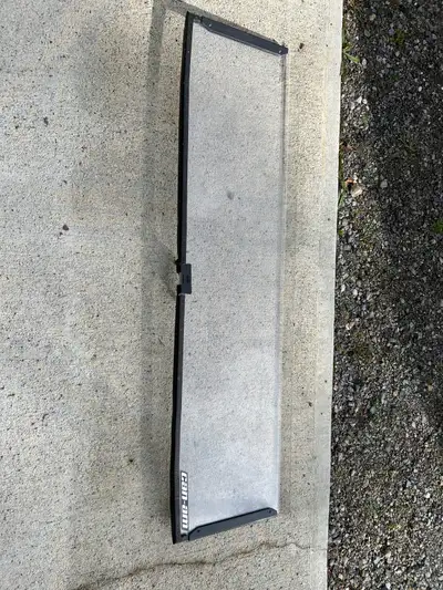 Can am defender half windshield in great condition. Comes with all hardware