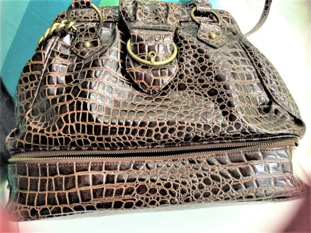 1/2 PRICE !!! NEW "CHATEAU" WOMAN SHOULDER BAG, PURSE, HANDBAG in Women's - Bags & Wallets in Ottawa - Image 6